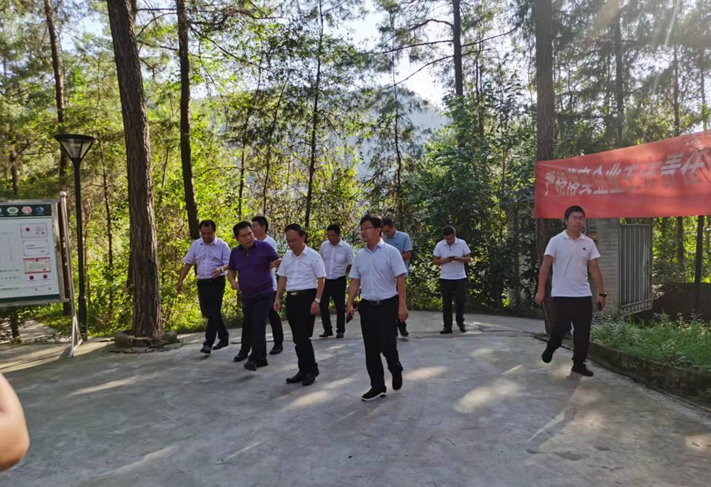 市委常委袁聞聰來我公司督導食品安全